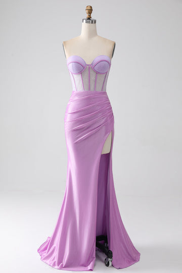 Vestido de fiesta sin tirantes con corsé de sirena lila con abertura